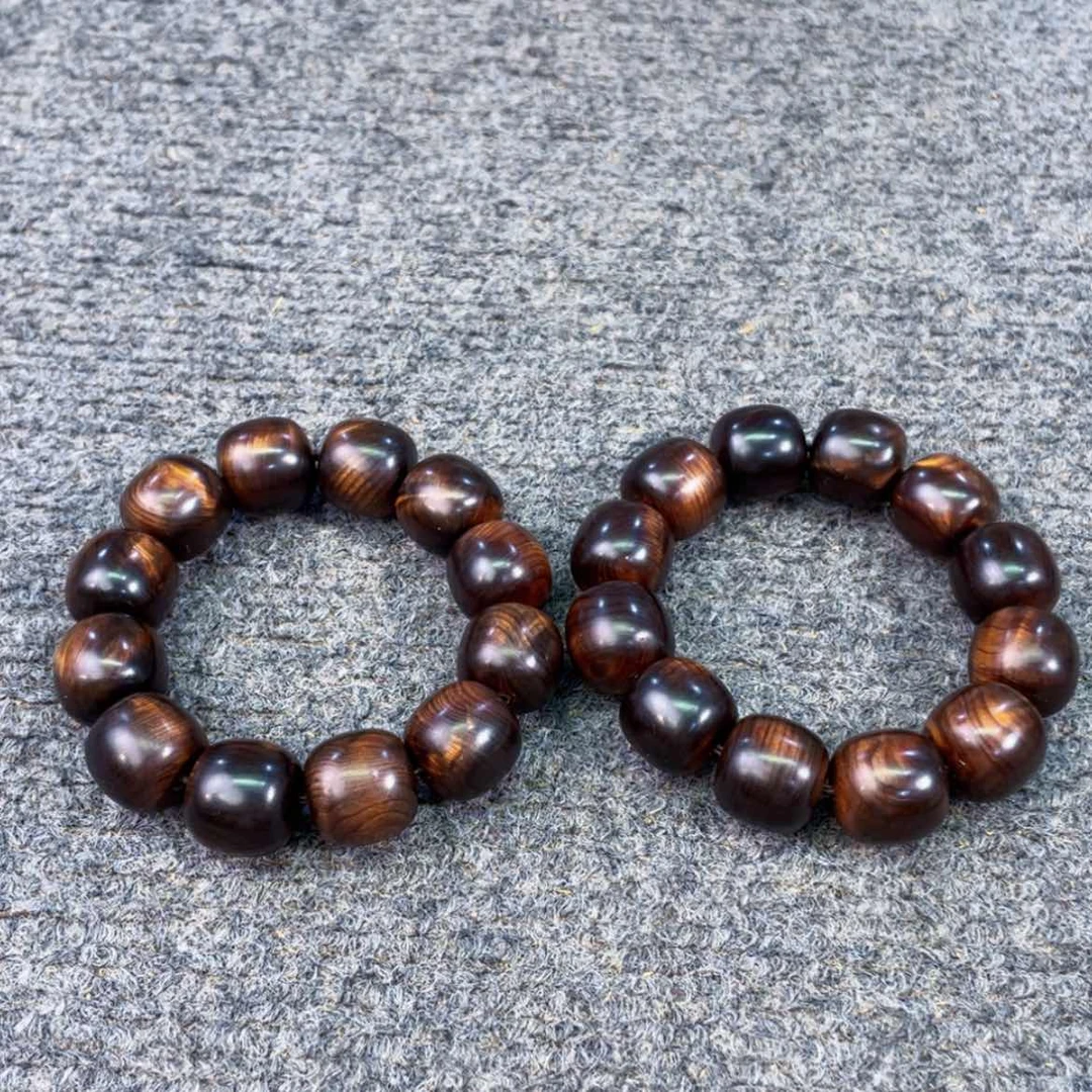 【闪购商品】柏木（崖柏）天品，1.8崖窝舍利闪电，