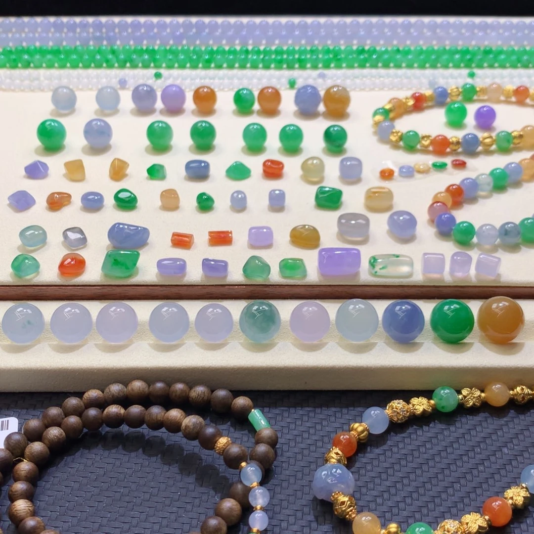 定制翡翠未镶嵌 毛货抛光定制