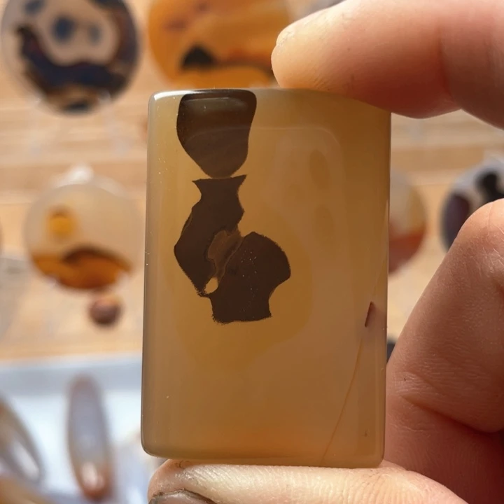 玛瑙/玉髓吊坠未镶嵌