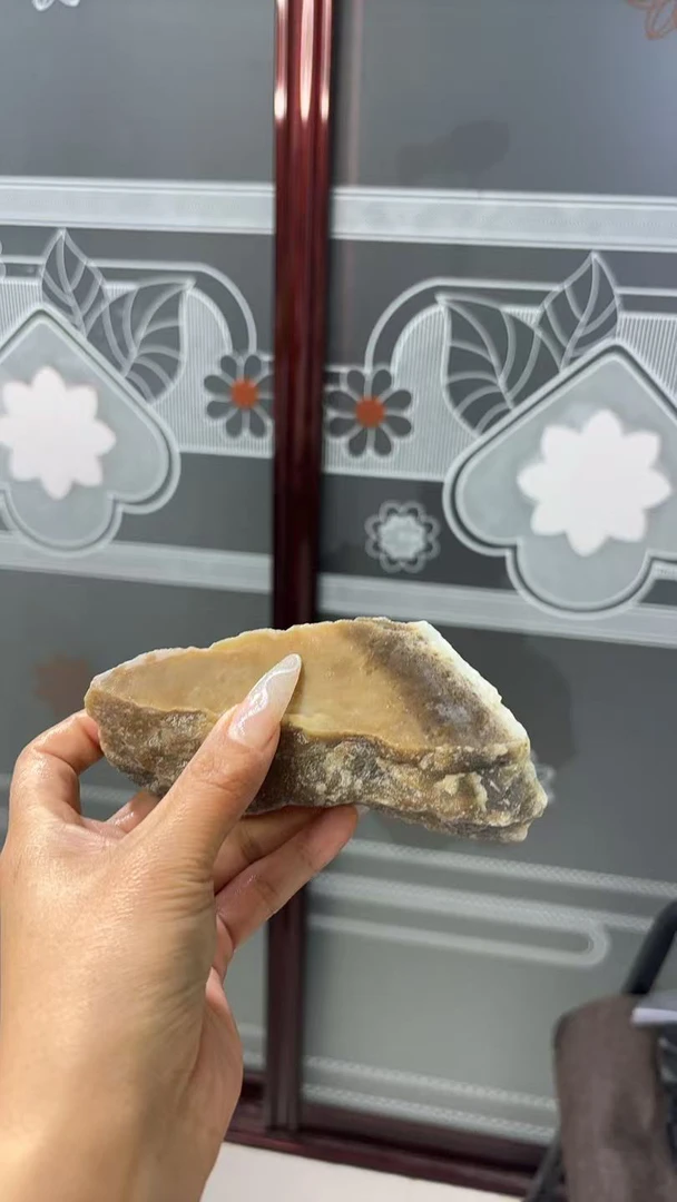 糖白和田玉原石毛料