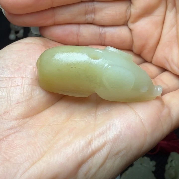 未镶嵌和田玉挂件