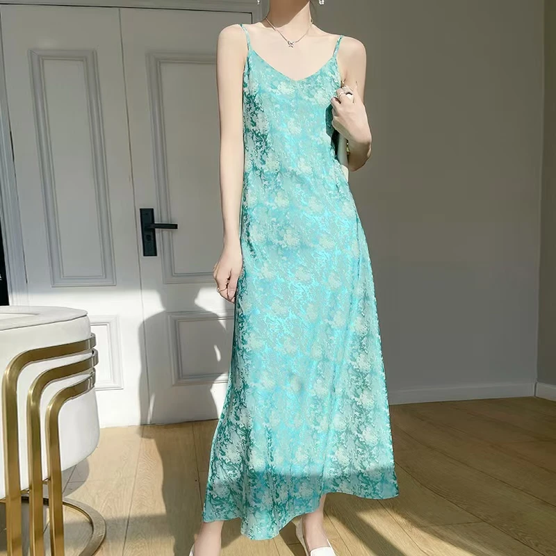 法式风~女士 V领提花吊带连衣裙 醋酸缎面高腰显瘦气质优雅中长裙