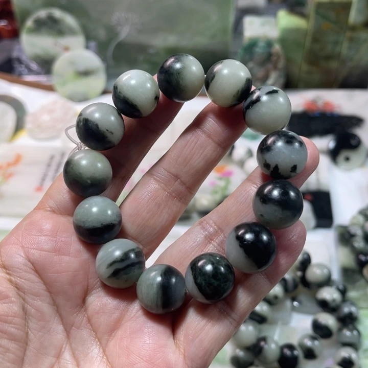 独山玉未镶嵌颈饰卡16