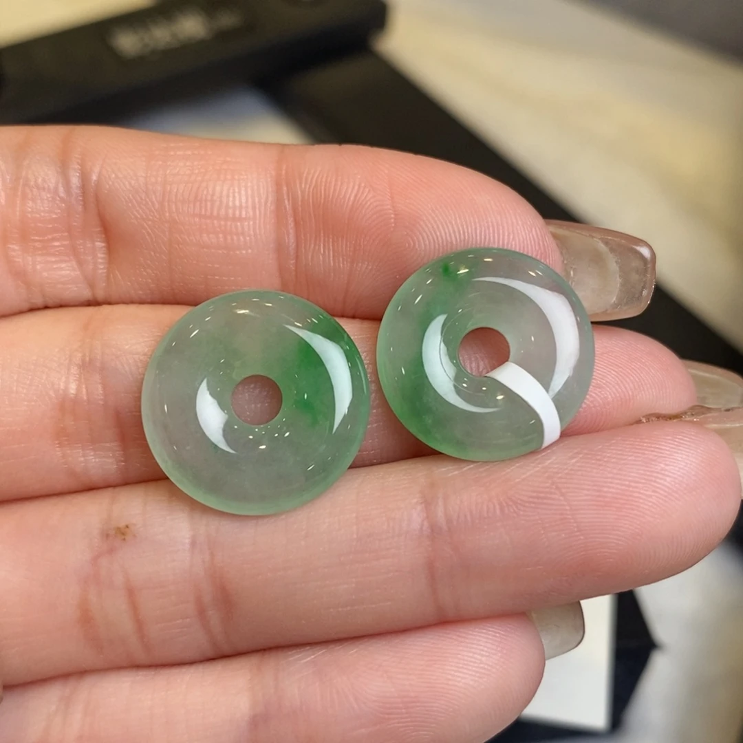 翡翠耳饰未镶嵌甜甜圈