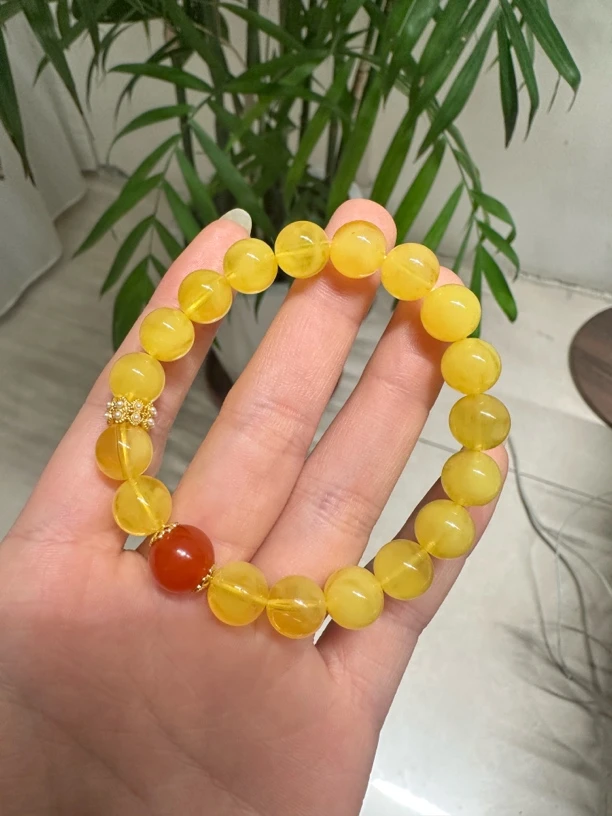 精美设计款蜜蜡卡9毫米手串（跑环款）