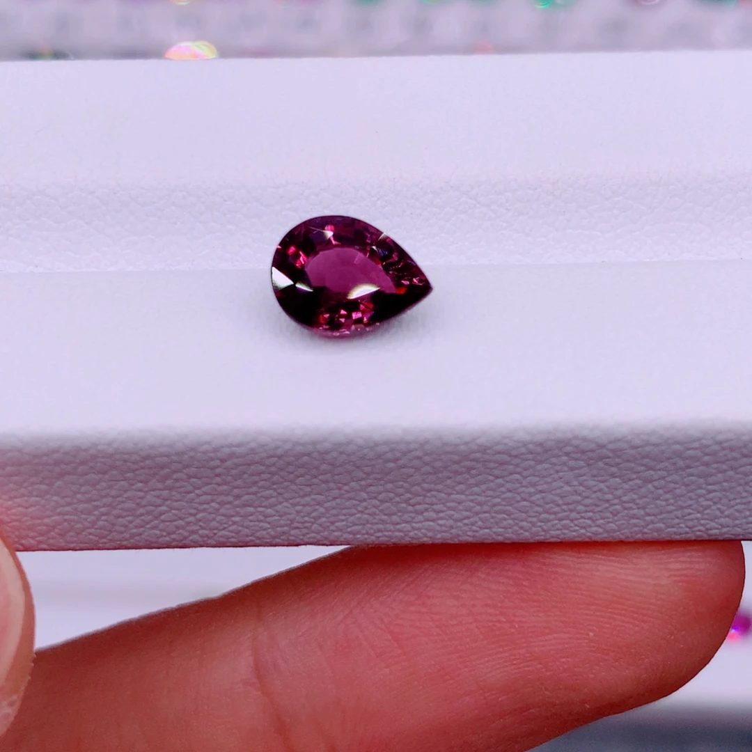 彩色蓝宝石裸石未镶嵌