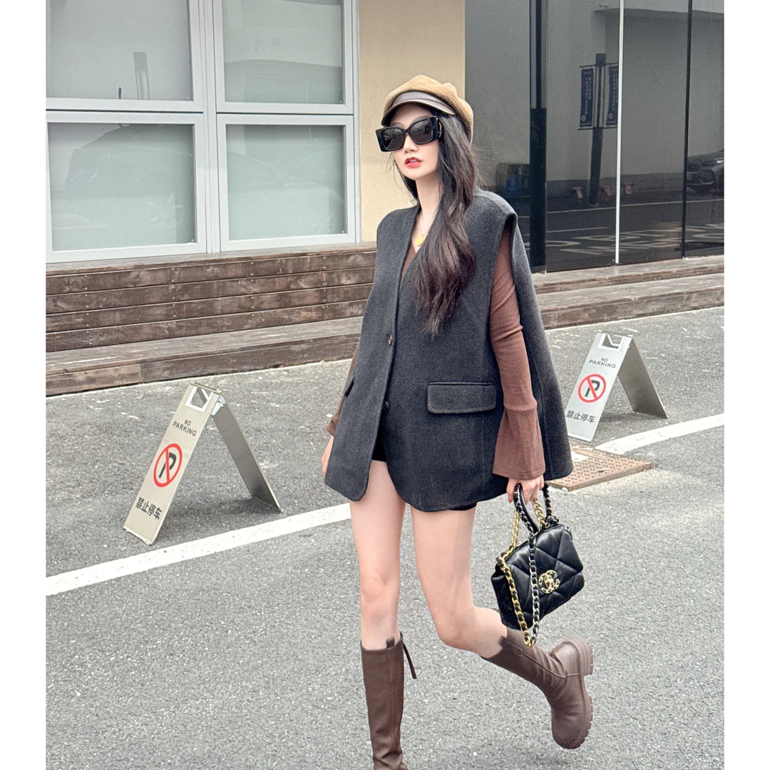 骆驼绒桑蚕丝修身型通勤风马夹春秋外穿无袖秋季时尚大衣951