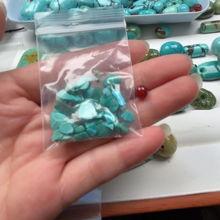 v***n南红玛瑙未镶嵌珠宝奇石