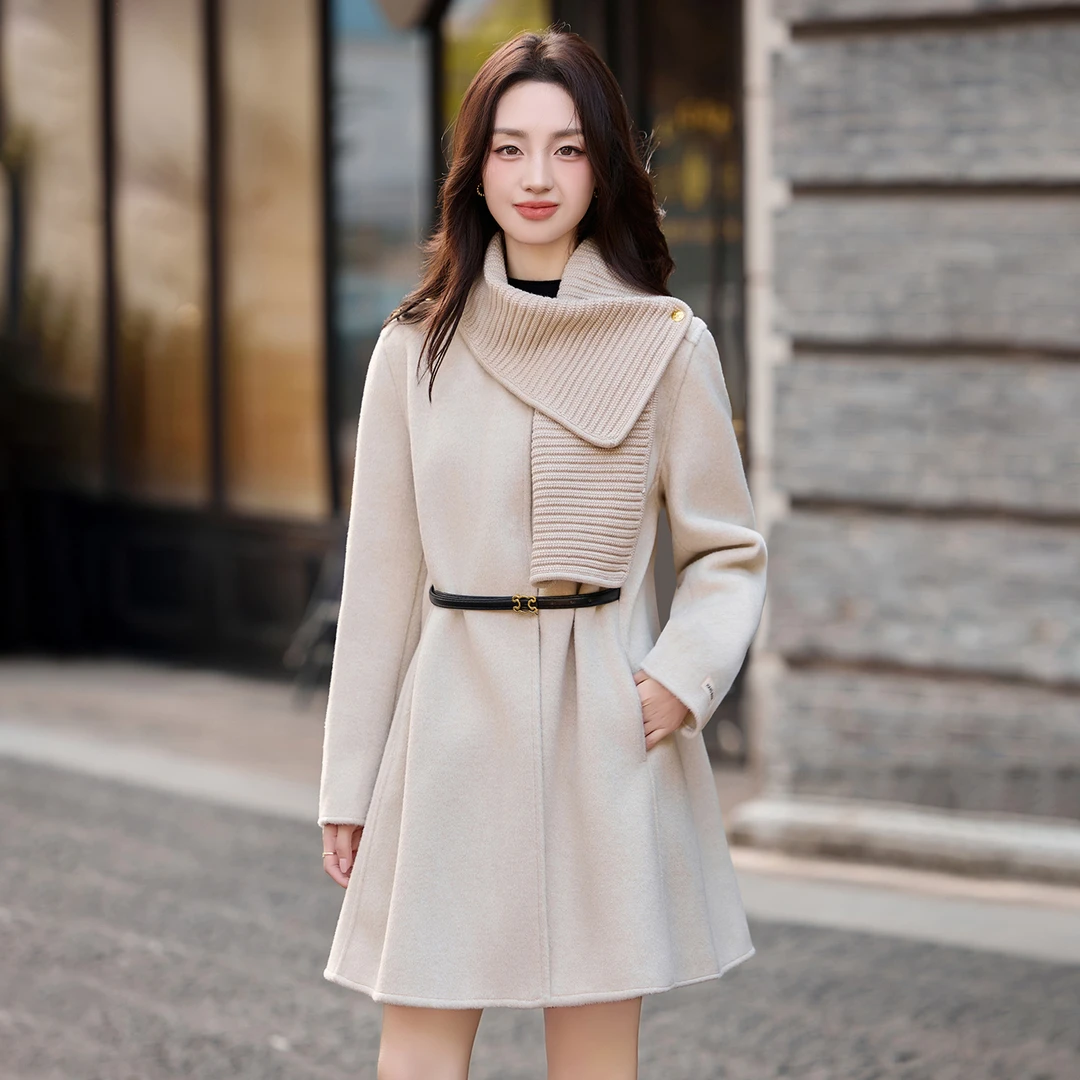 赫本风双面呢斗篷大衣女2025秋冬新款可拆卸围脖气质显瘦羊毛外套