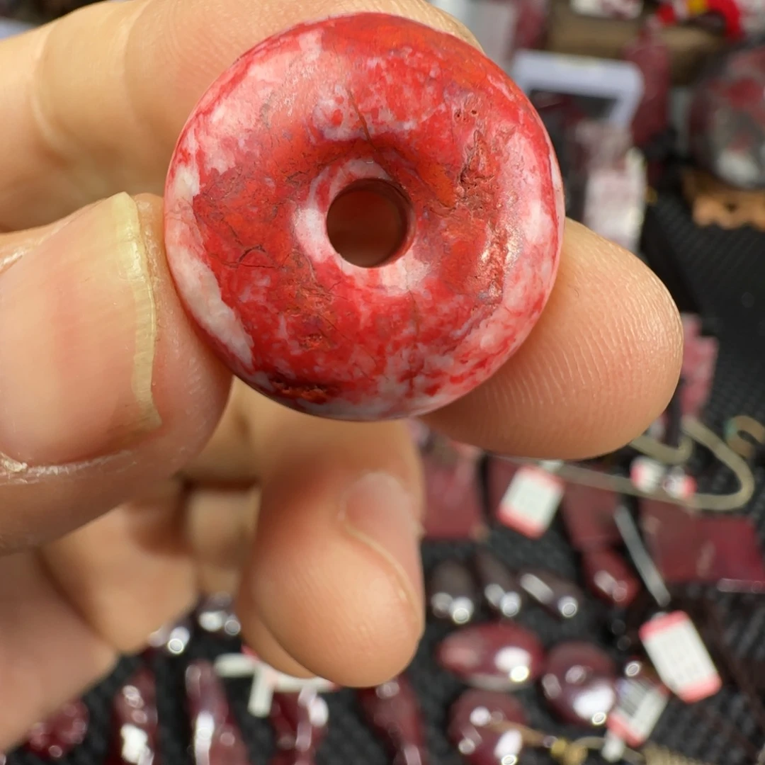 天然辰砂朱砂原石吊坠7.16克