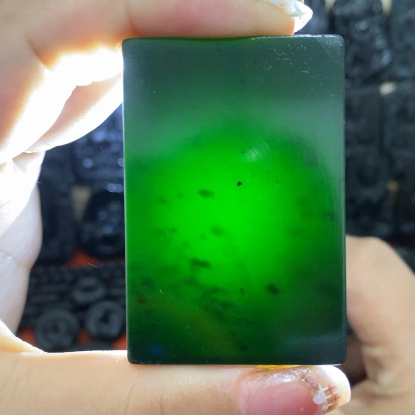 【闪购商品】未镶嵌蛇纹石玉颈饰