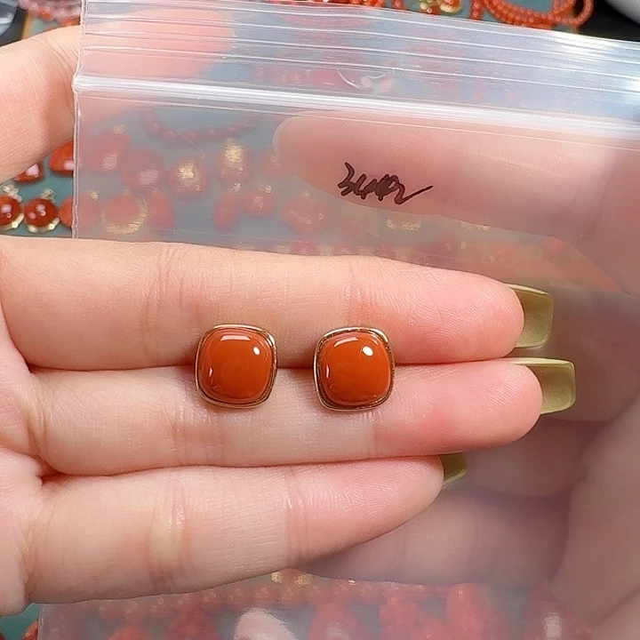 南红玛瑙银S925镶嵌耳饰