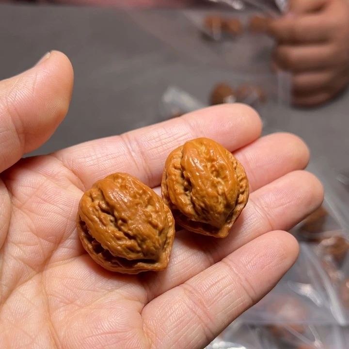 文玩核桃把件霸王粗筋8548