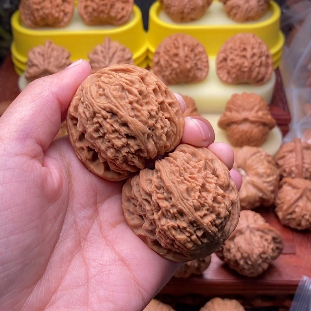 吊坠文玩核桃K*842“红皮”涿鹿南疆石