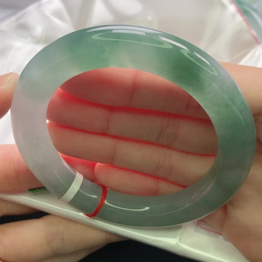 翡翠未镶嵌手镯缅甸5556胖圆