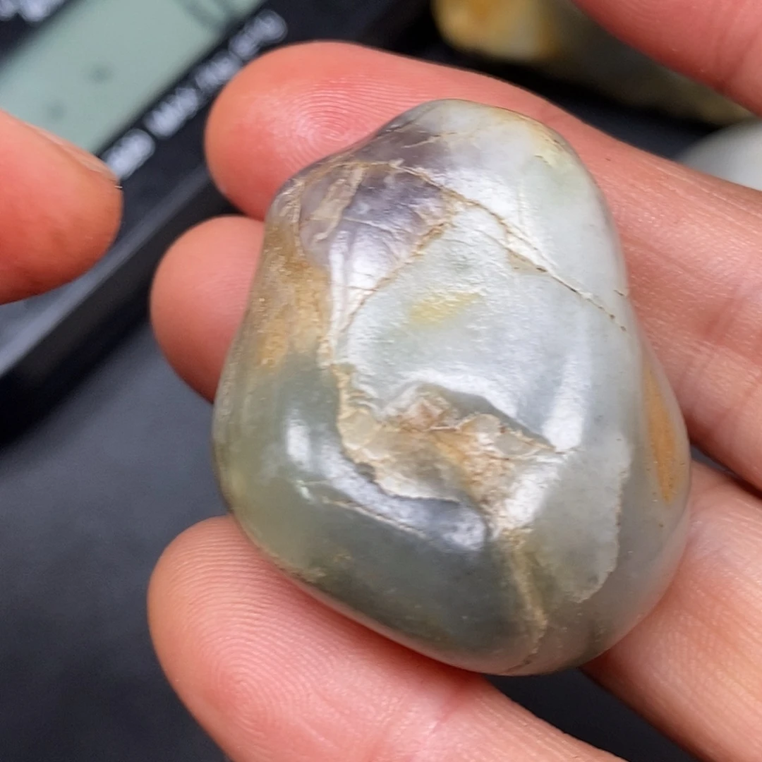 和田玉未镶嵌珠宝奇石