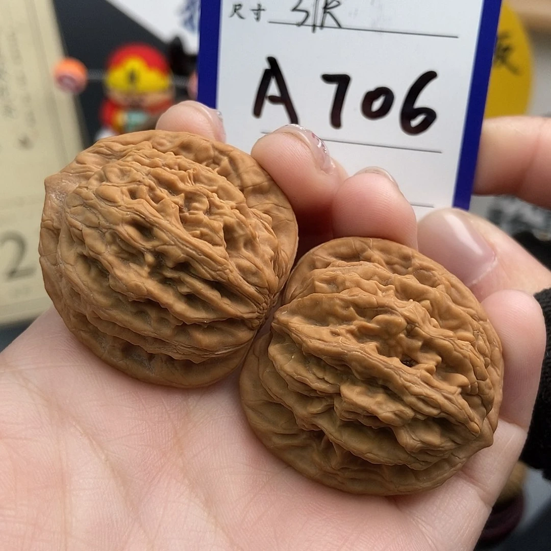 文玩核桃吊坠麦穗虎头 白茬