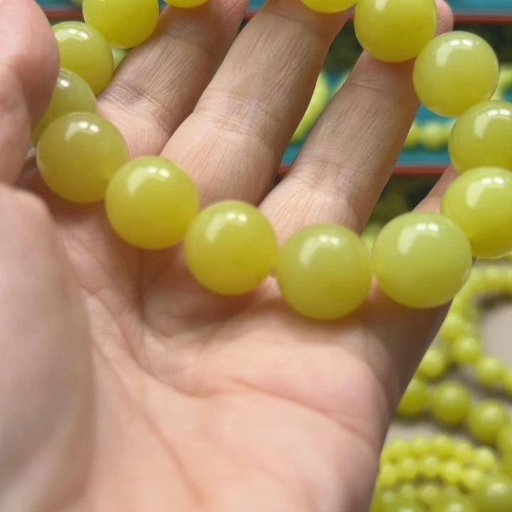 想***风非金属无新疆若羌黄口手串
