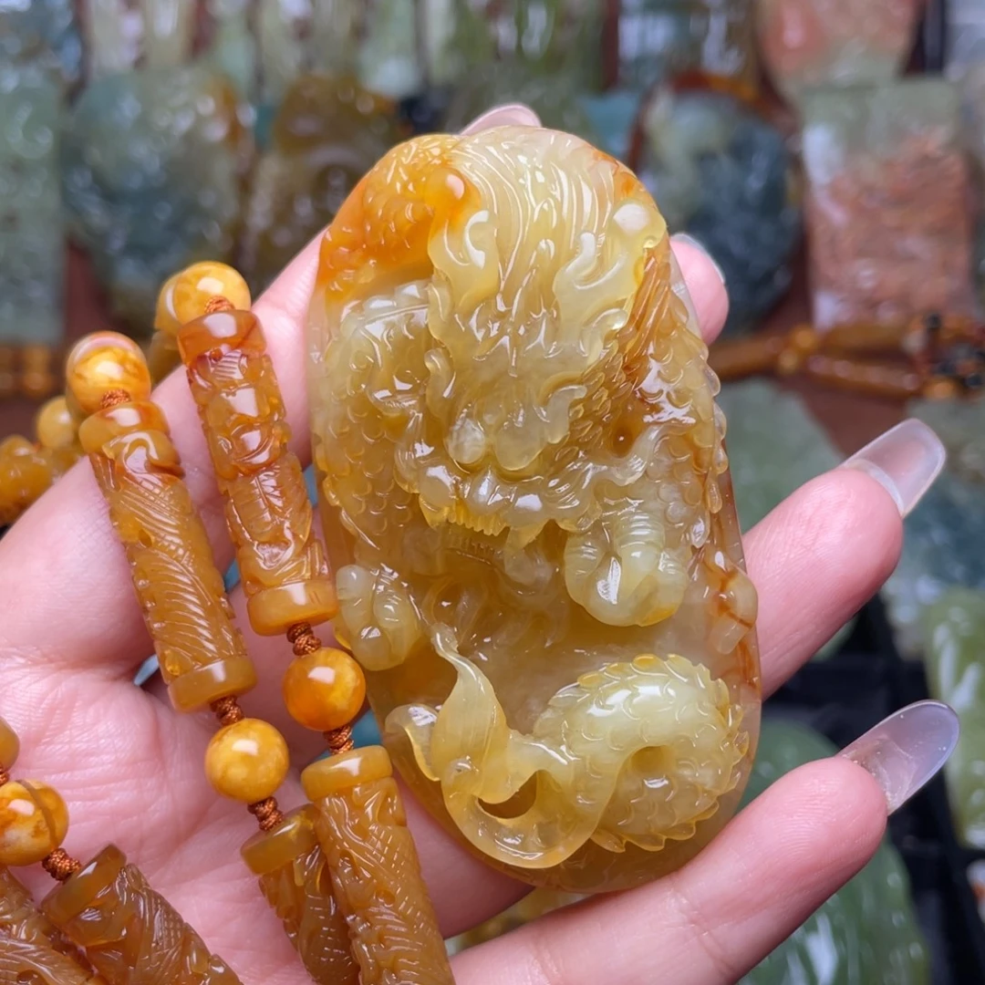 番***）蛇纹石玉未镶嵌颈饰