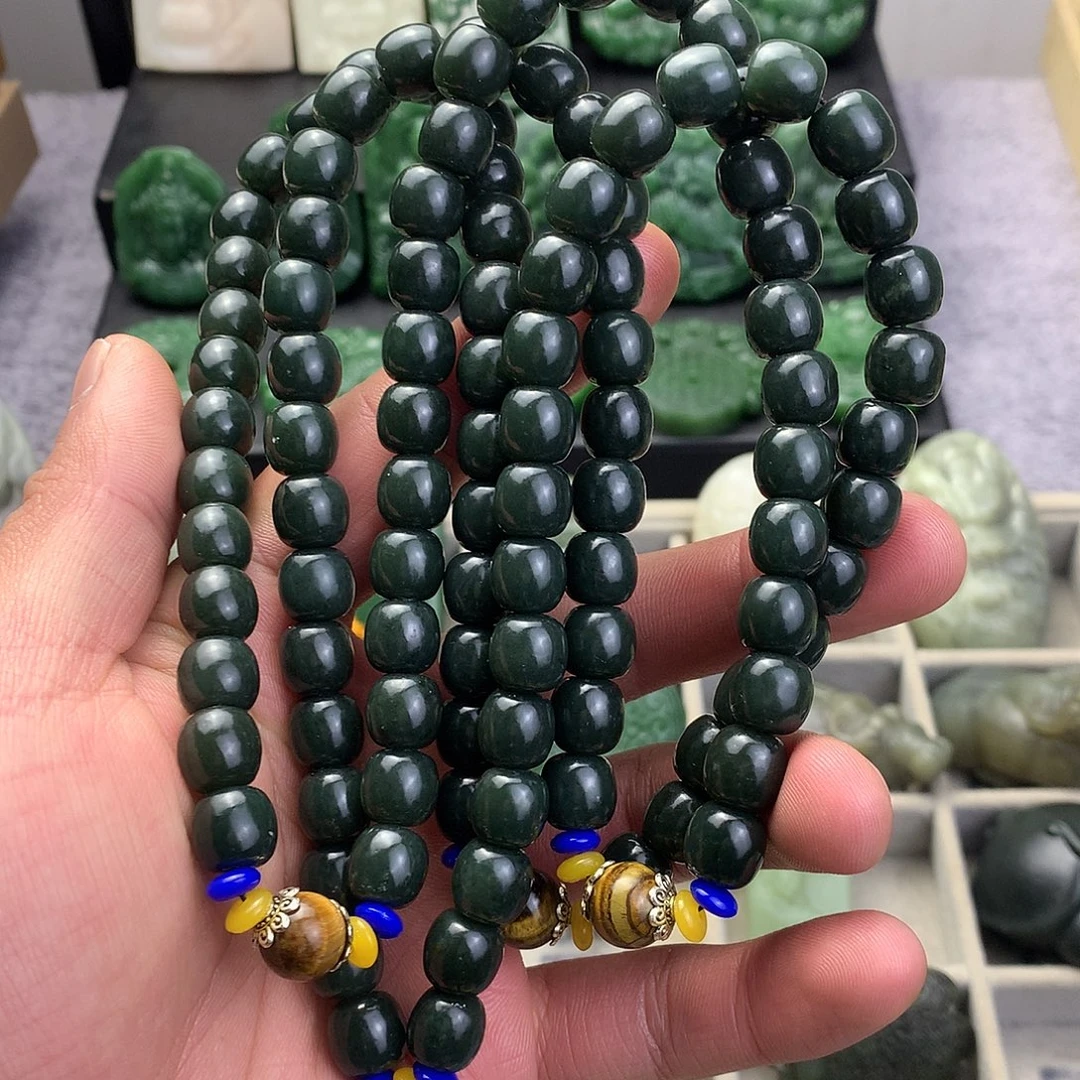 和田玉未镶嵌手串