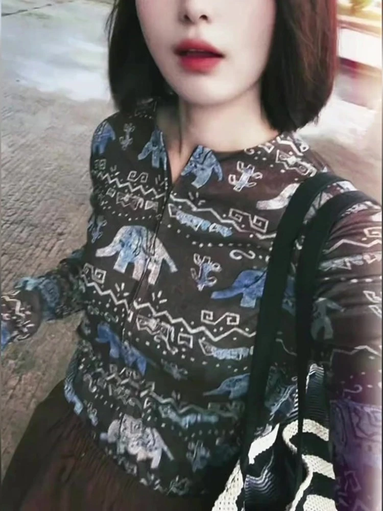 2025夏小个子高级感超好看印花上衣时尚宽松洋气时髦显瘦长袖T恤