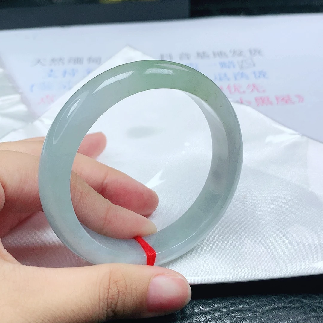 翡翠未镶嵌手镯翡翠手镯