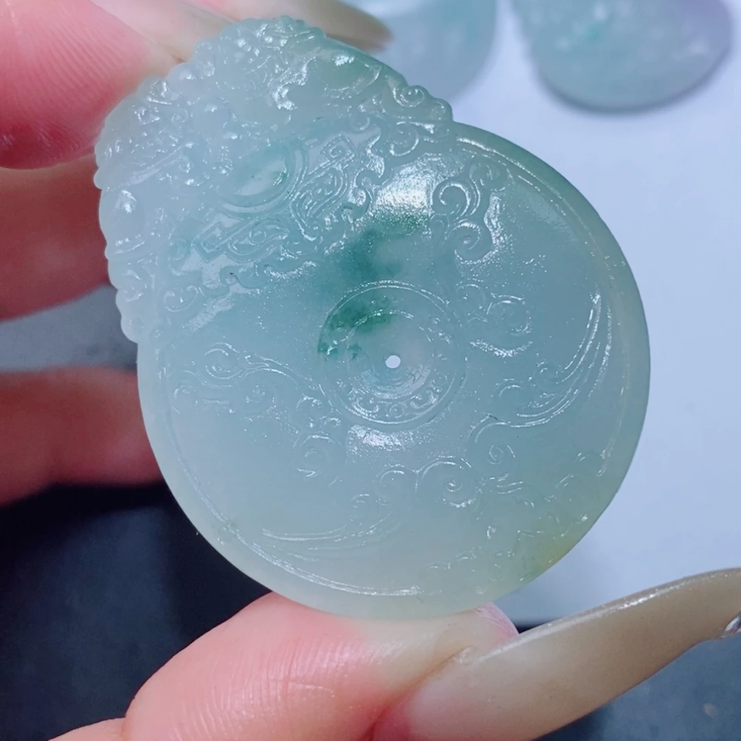 定制翡翠未镶嵌翡翠定制吊坠