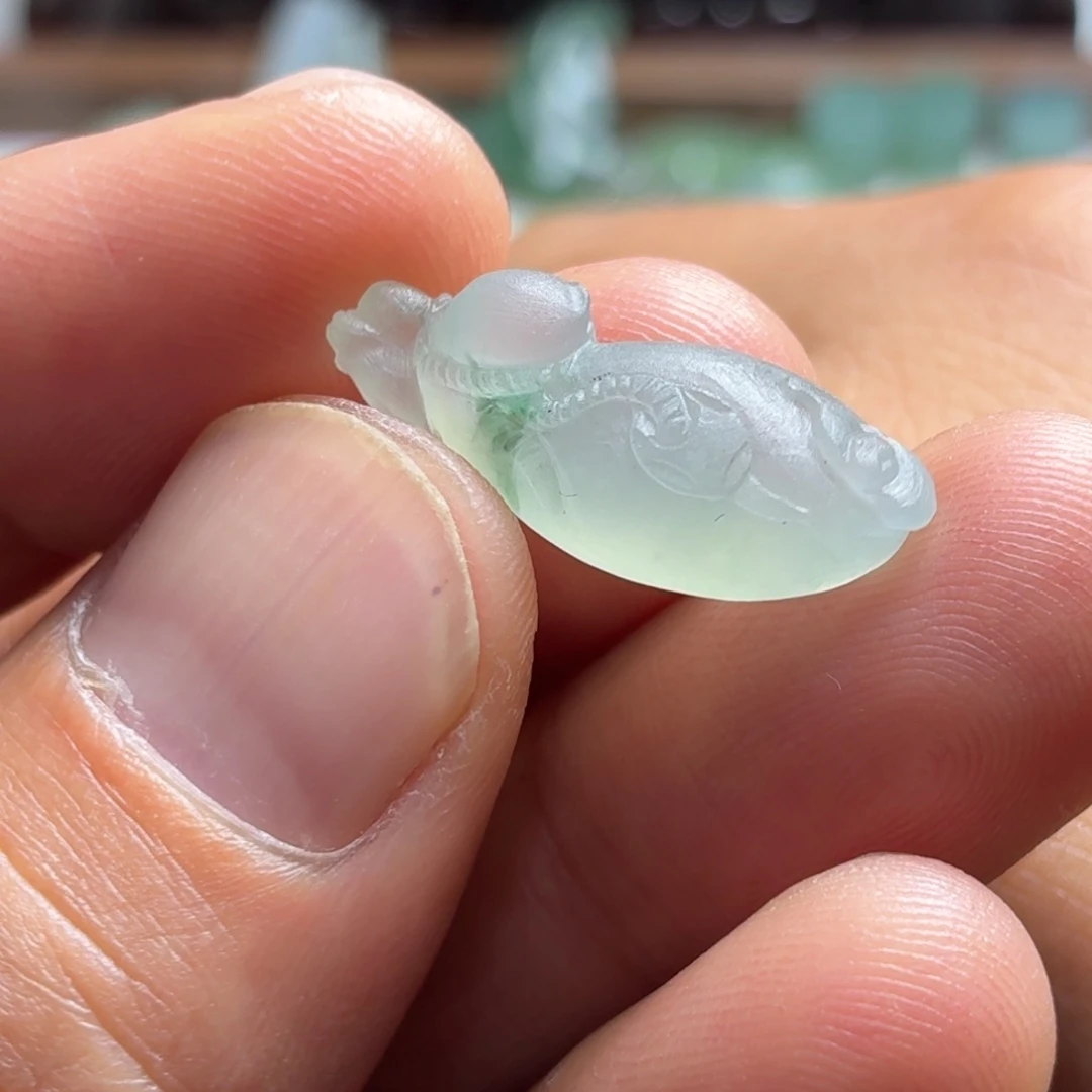 ご***&定制翡翠未镶嵌钱袋