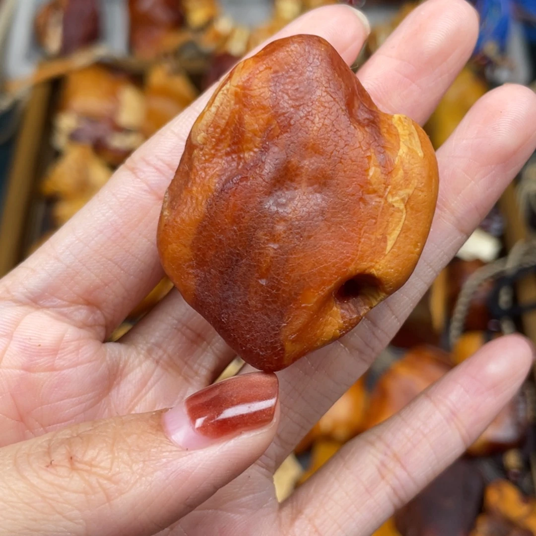 琥珀未镶嵌珠宝奇石