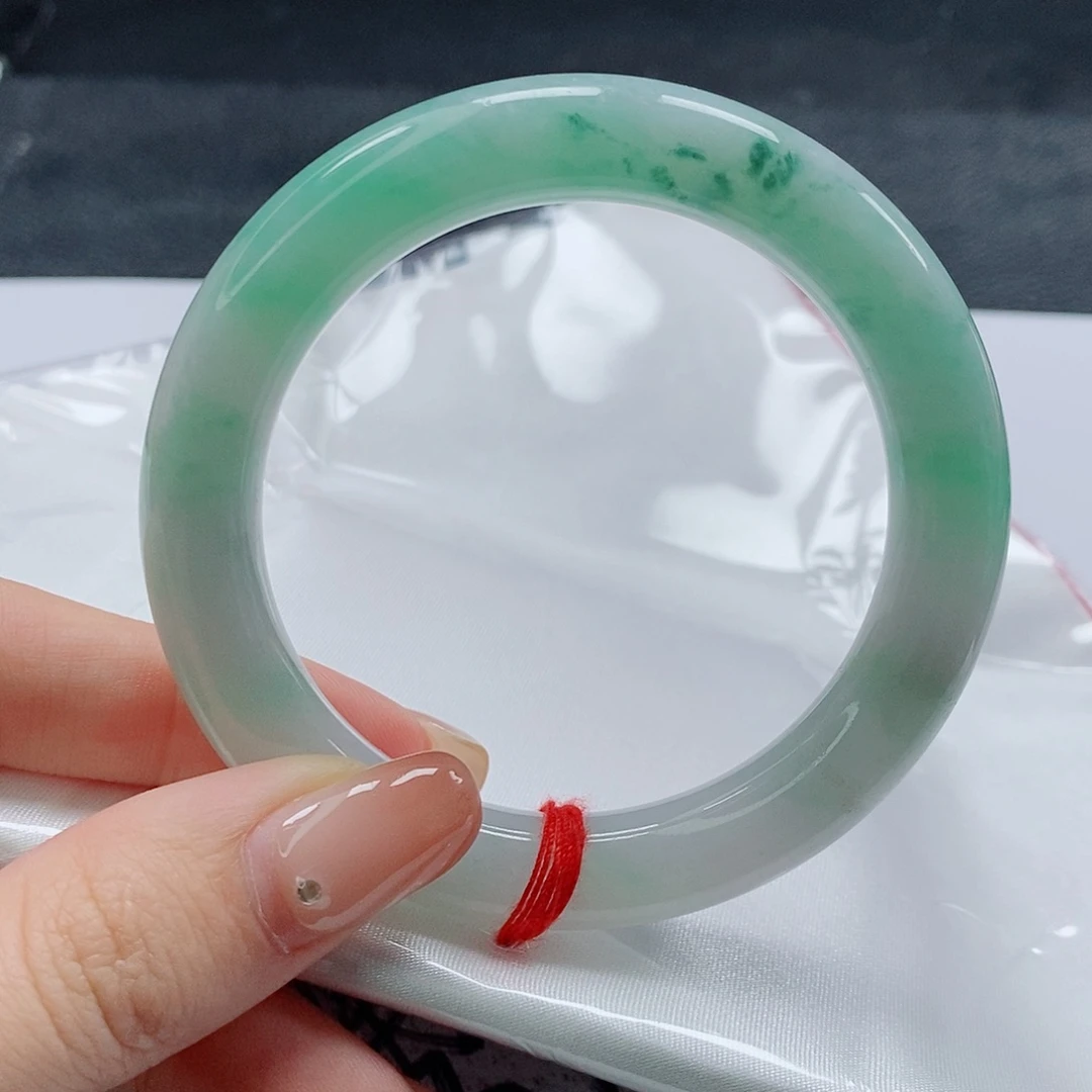 【闪购商品】未镶嵌手镯（圆镯）翡翠432号