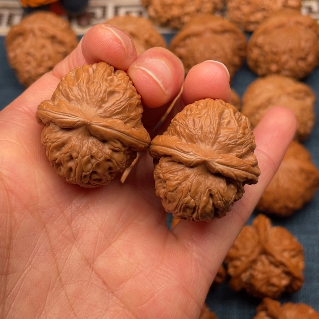 文玩核桃把件33全品毕业元宝手捻