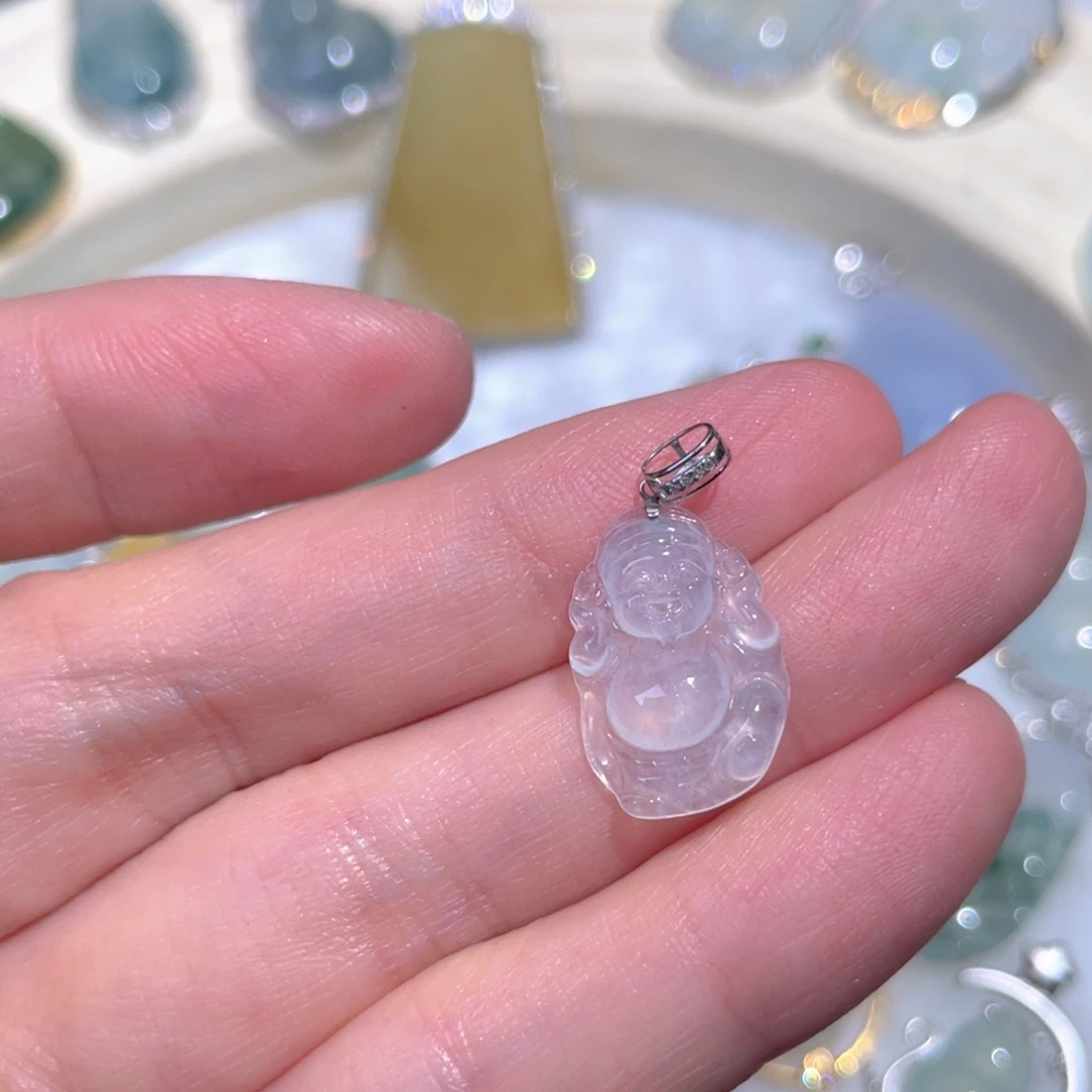 翡翠颈饰18K金镶嵌翡翠