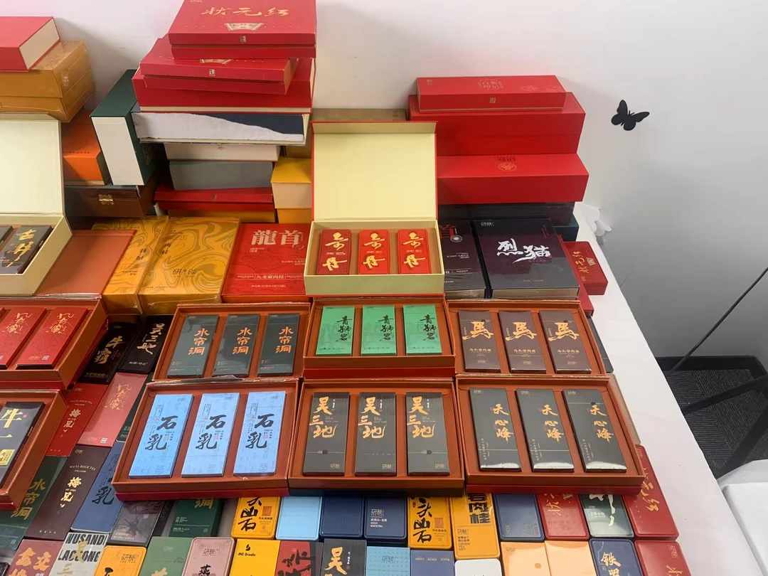 拍一发七 武夷岩茶 奇丹/水帘洞/青狮岩/马肉/石乳/吴三地/天心峰
