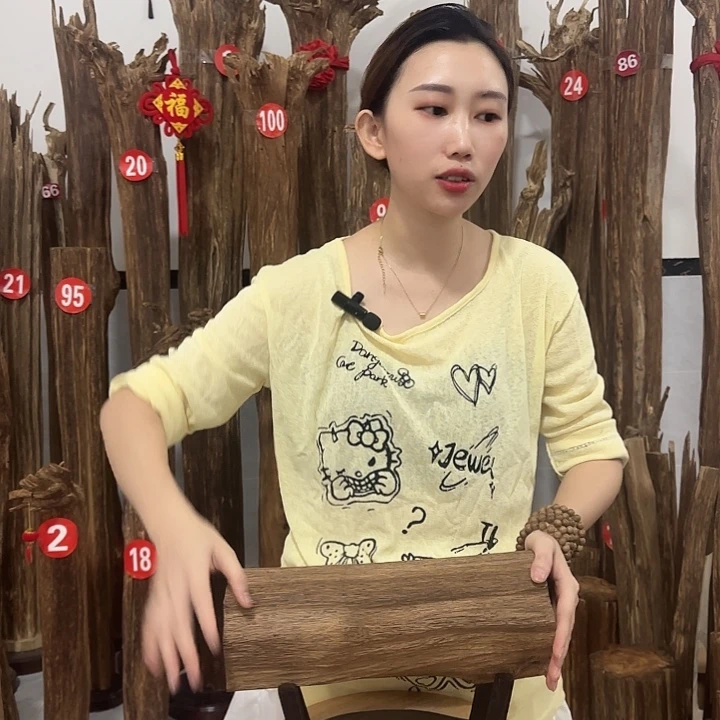 沉香碎屑沉香原材料