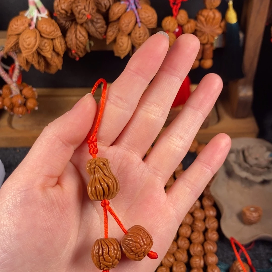 吊坠桃核桃枭挂件