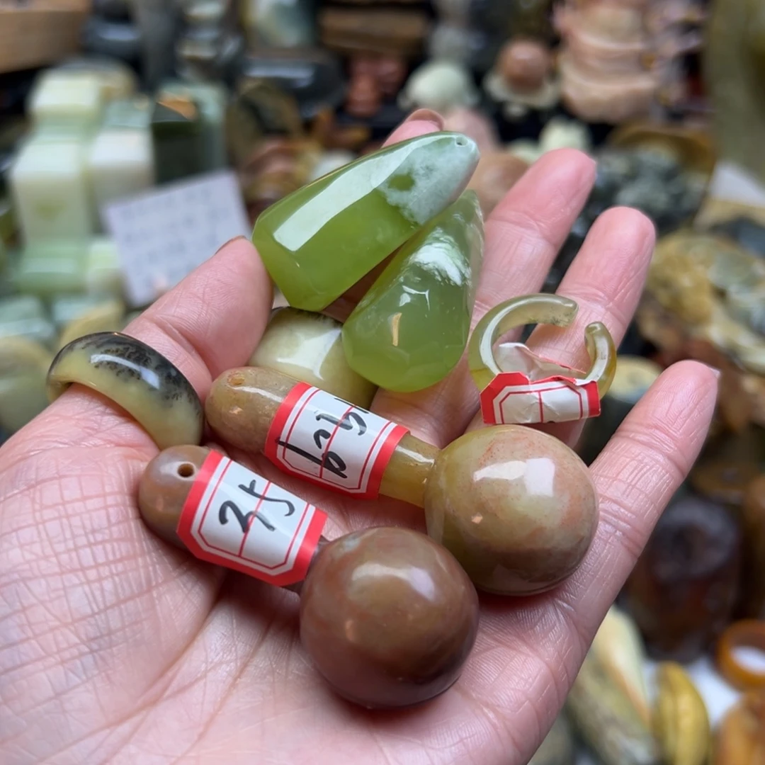 时***间岫玉未镶嵌颈饰辽阳料一起5