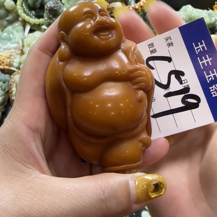 透闪石质玉未镶嵌把件