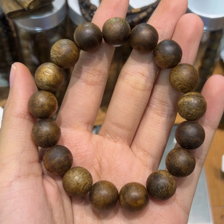 来***沉香沉香碎屑1.3圆珠