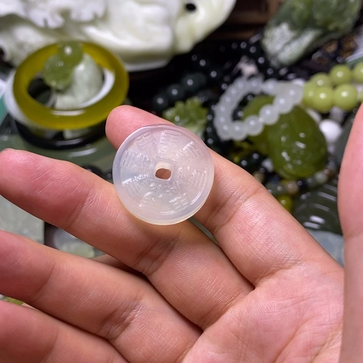 未镶嵌岫玉岫玉颈饰