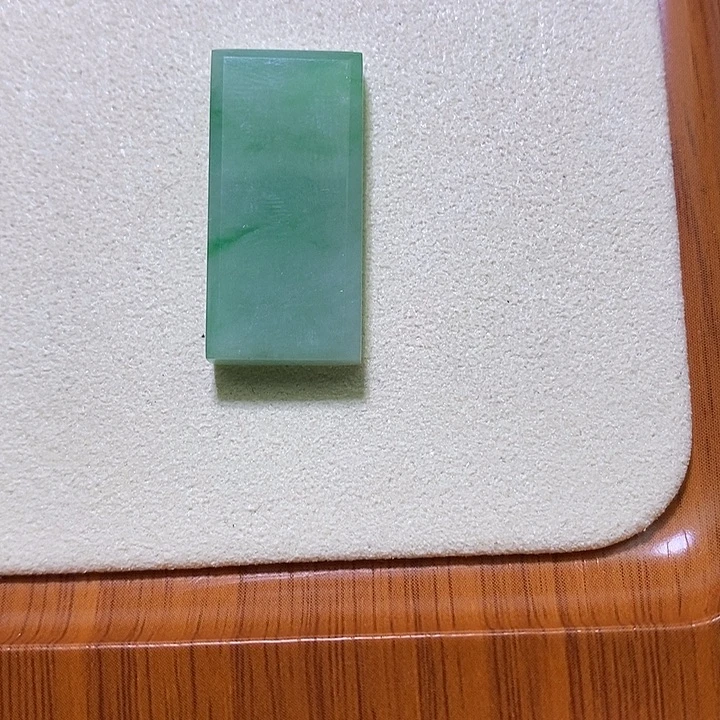 翡翠裸石翡翠首饰