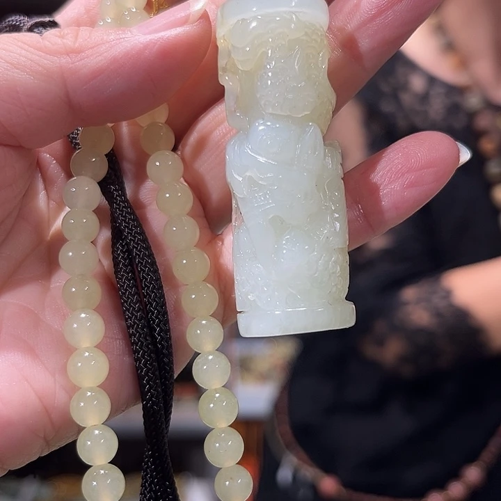 未镶嵌岫玉毛衣链