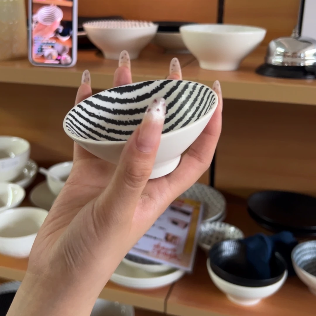 新骨瓷A品 AK 墨条陶白 4寸 斗笠碗