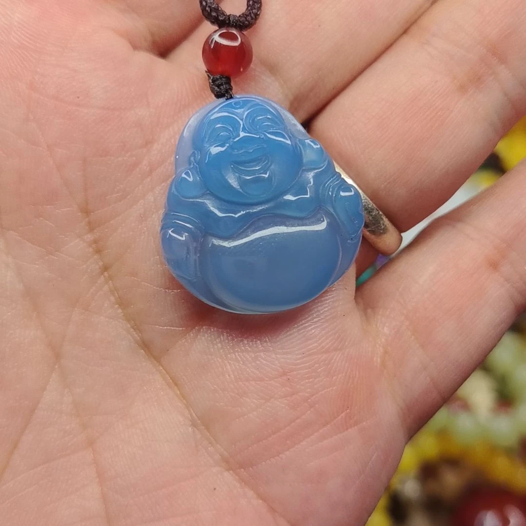 颈饰未镶嵌石英质玉