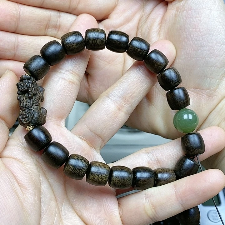 沉香手串大*越南芽庄白棋楠