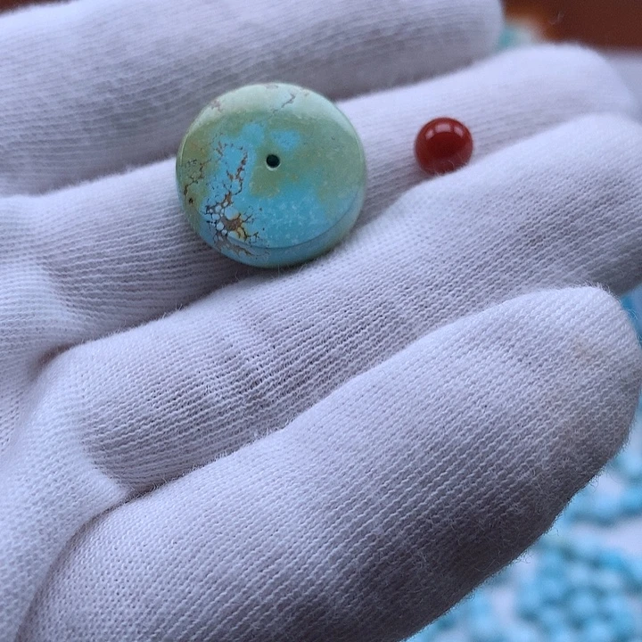 南红玛瑙未镶嵌珠宝奇石