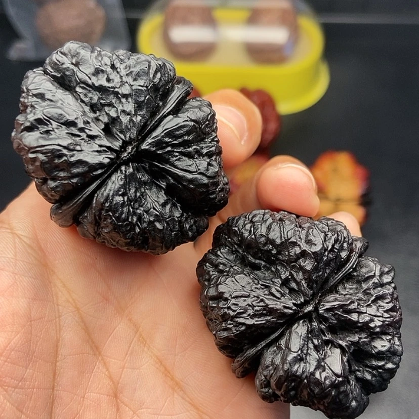 【闪购商品】把件文玩核桃44尺蝴蝶蟾