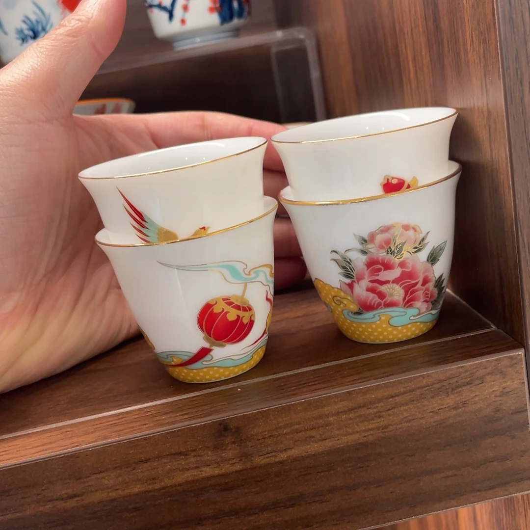 釉下手绘茶具微瑕