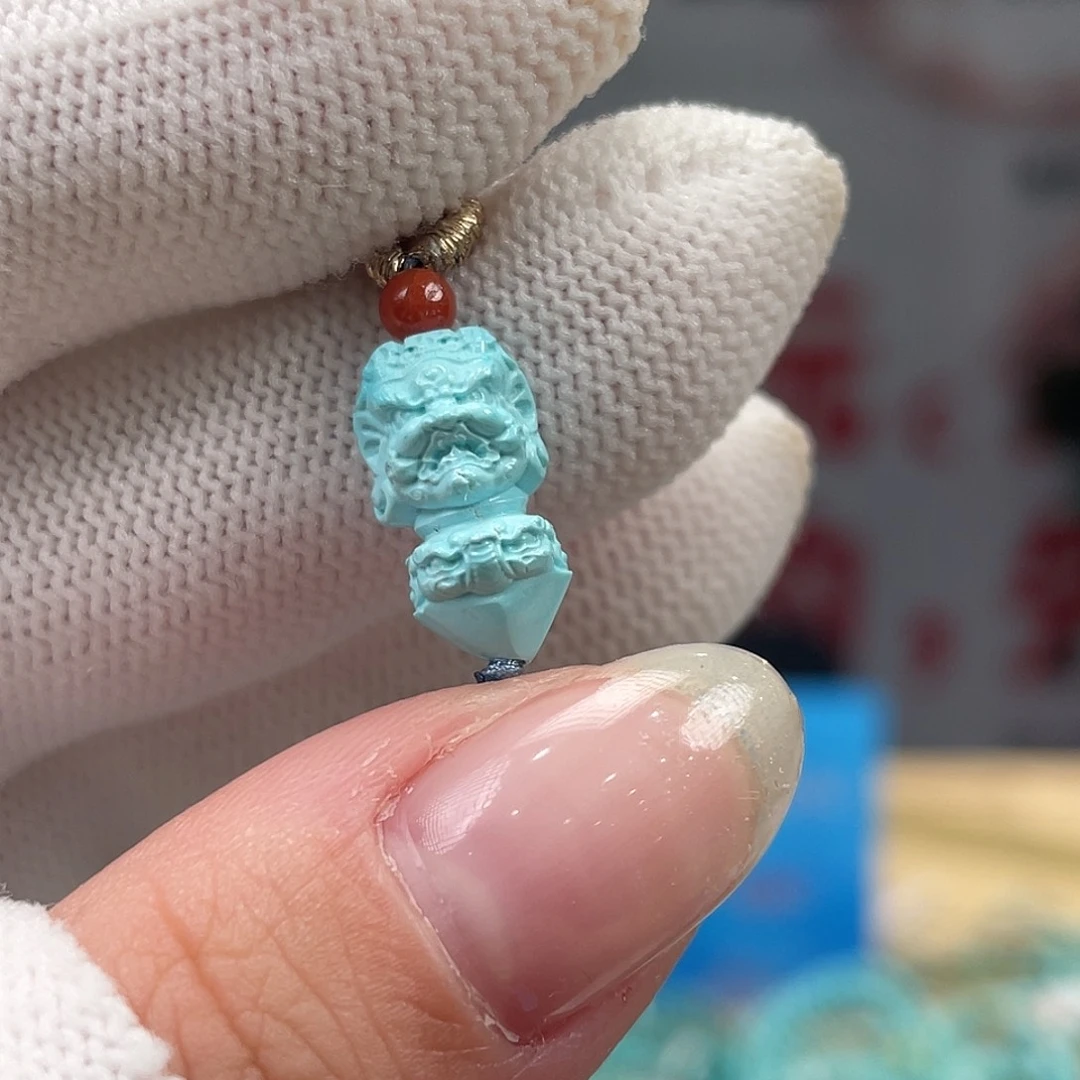 绿松石未镶嵌挂件