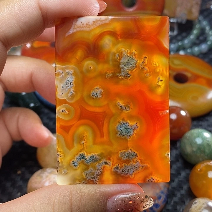 未镶嵌颈饰玛瑙/玉髓