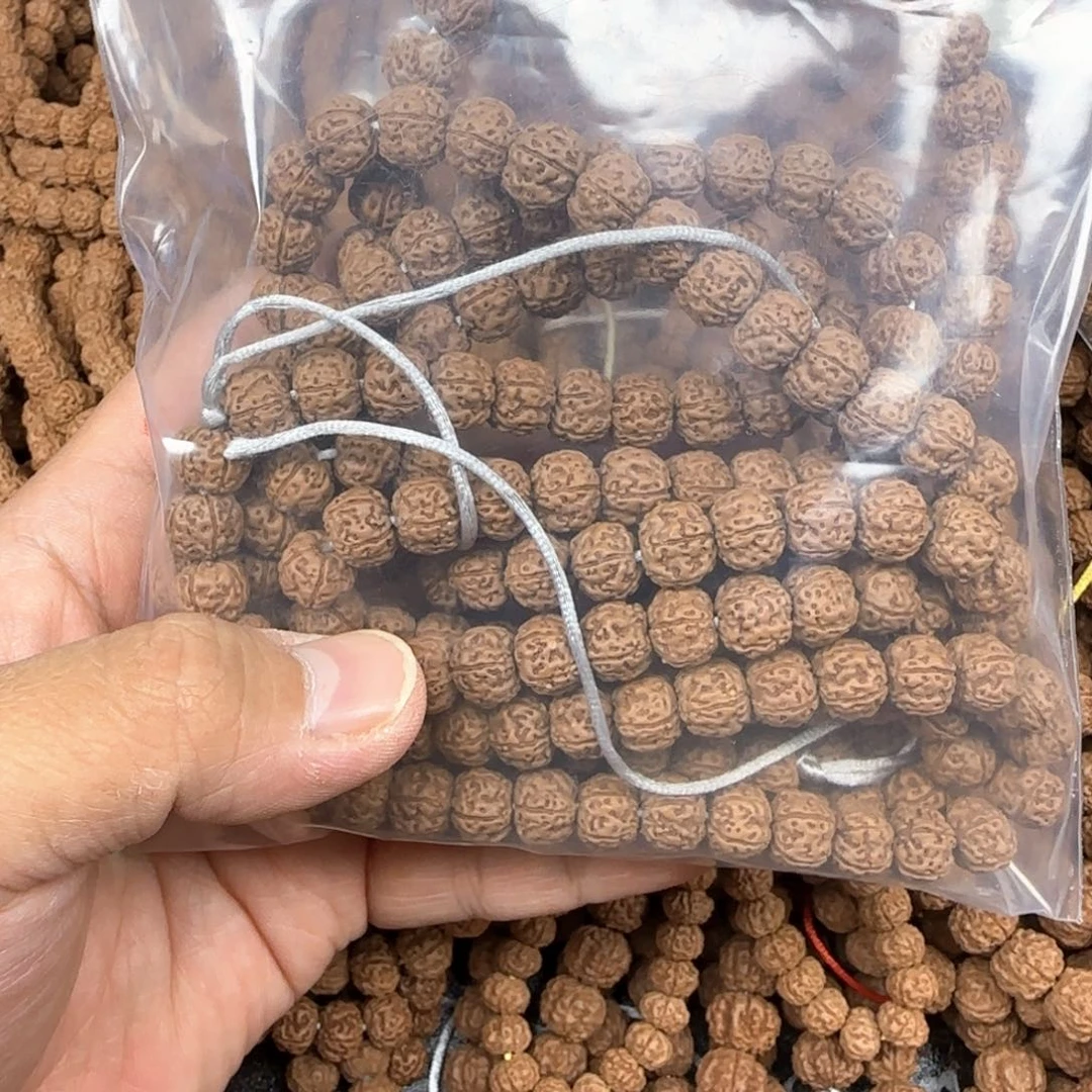 名***！吊坠金刚菩提天价蜂王